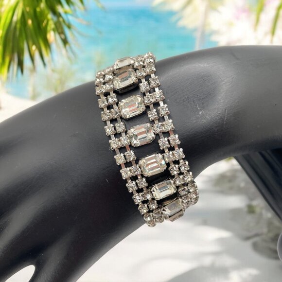 Vintage CORO RHINESTONE Bracelet Big Chunky Thick Large Emerald Cut Silver Tone - Picture 1 of 12